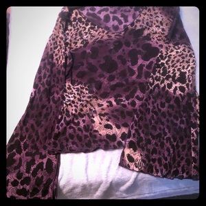 Stretch Burnout velvet Bell sleeves top.